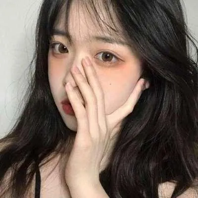 2021很自然小清新系的比较优雅又可爱的女生头像第1张