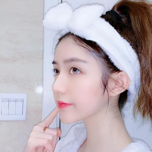 有气质的美女头像侧面第1张