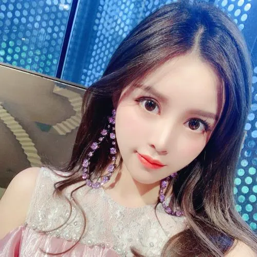 2021唯美女头像小清新第1张