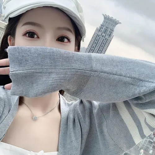 真人韩国美女头像第1张