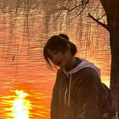 太美一看就舒心的落黄昏的唯美图片头像女生第1张