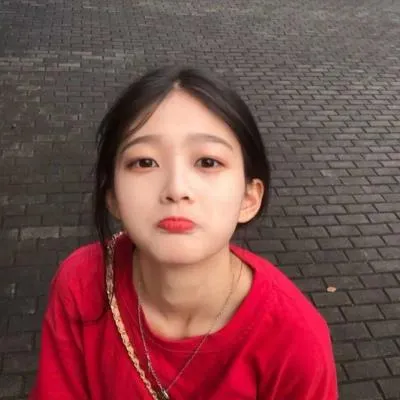 2021甜美女生头像真人第1张