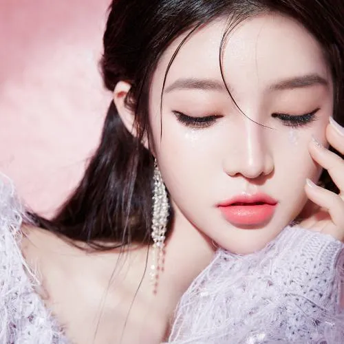 美女头像霸气可爱女生qq头像第1张