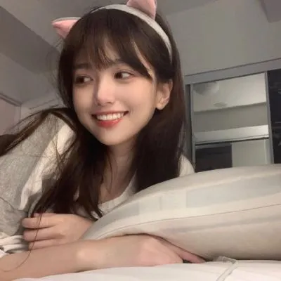 一个女孩子的气质头像第1张