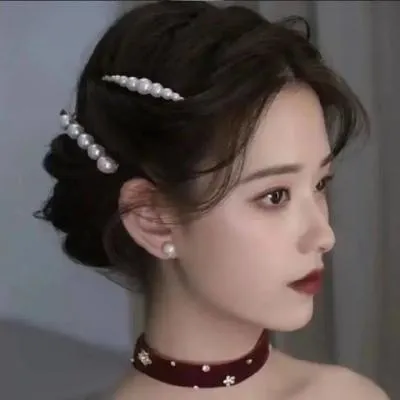 可爱憨憨女生头像第1张