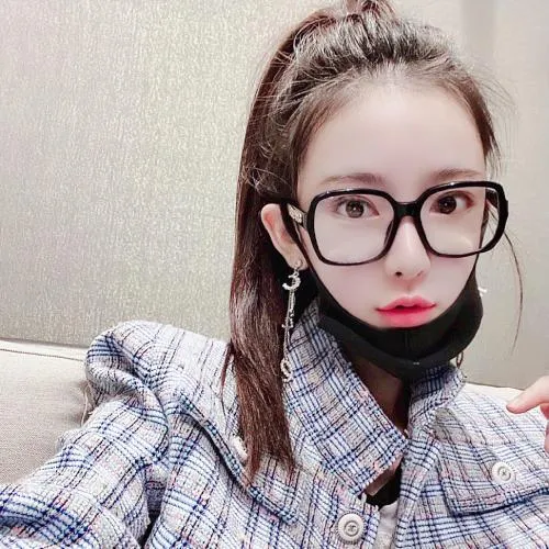 韩国好看美女头像图片第1张