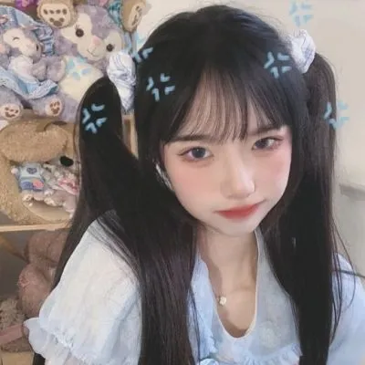 优雅美女微信头像图片第1张