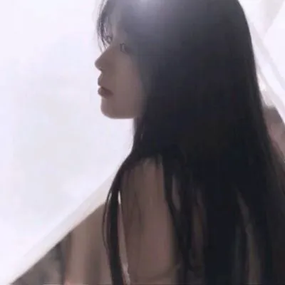 仙气十足的真人版女生头像一对二张第1张