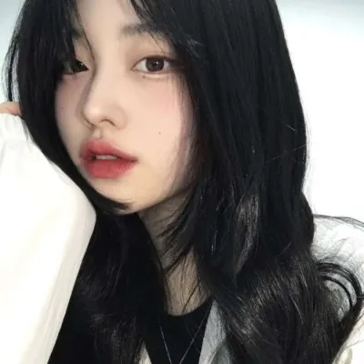 讨人喜欢清爽甜美女头像第1张