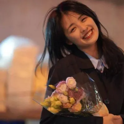 高冷女神头像真人版第1张