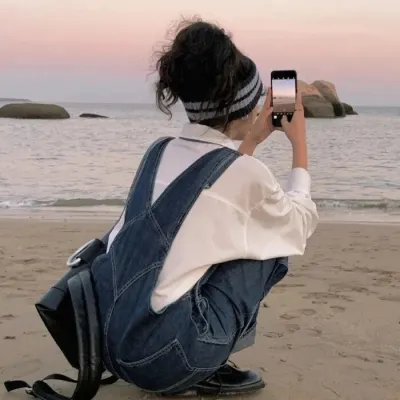 好看的小清新女头像图片第1张