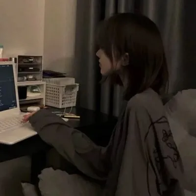 个性唯美女孩头像图片第1张