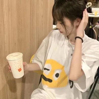 大方简单淑女qq头像图片第1张