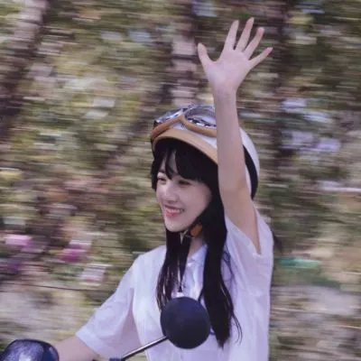 个性霸气美女真人版头像图片第1张