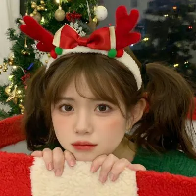 超清冷傲女生图片头像第1张