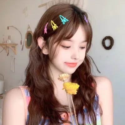 最火的妩媚美女头像图片第1张