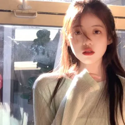 2022最受欢迎的女生头像图片第1张