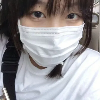 真人高清气质美女头像图片第1张