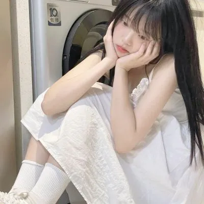 灵气漂亮女生头像图片第1张