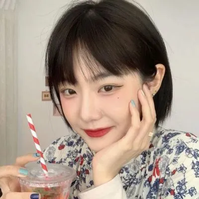 小清新森林系女生头像第1张