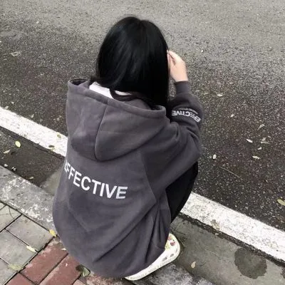 甜美文艺青年女生头像第1张