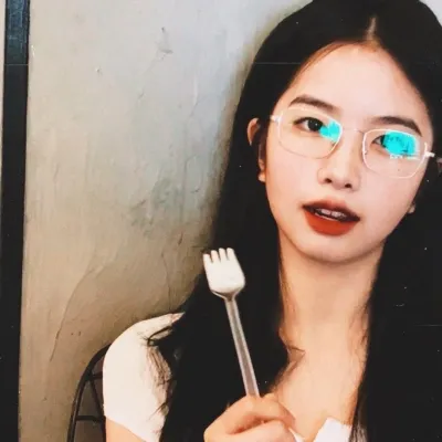 个性女生QQ头像高清第1张