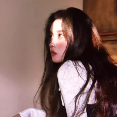 小清新美女真正头像图片第1张