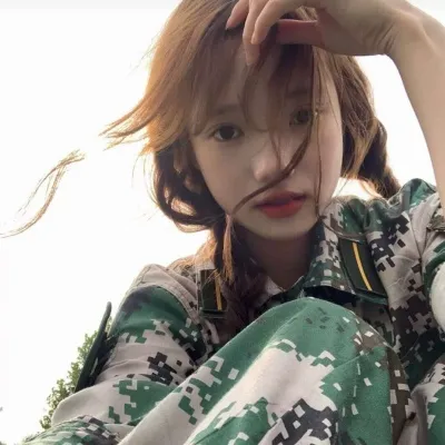 唯美优雅的女生头像图片第1张