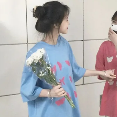 超清御姐女头图片第1张