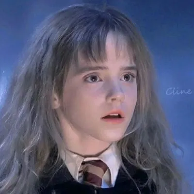 小清新时尚美女头像图片第1张