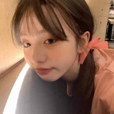 气质时尚女性头像图片第1张