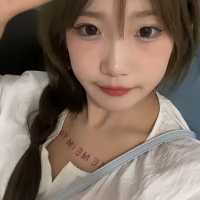 清纯女生甜美头像图片第1张