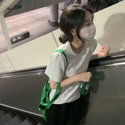 可爱个性萌妹头像图片第1张