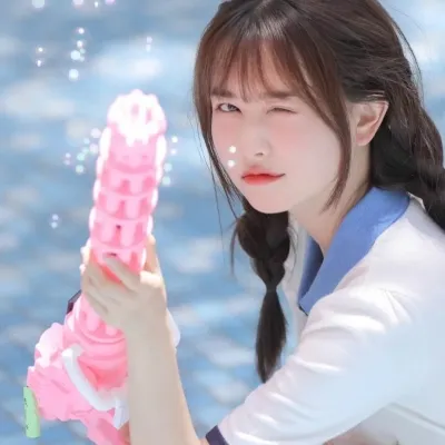 个性高清可爱女生头像第1张