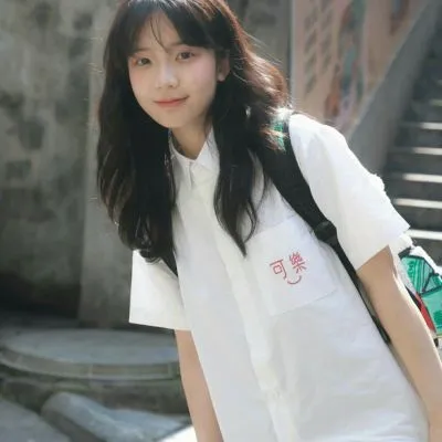 2022呆萌女生超清头像第1张