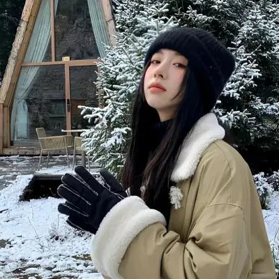 可爱呆萌小萝莉女生头像第1张