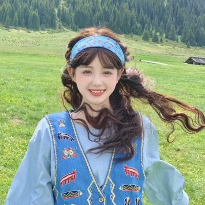 可爱女生呆萌头像图片第1张