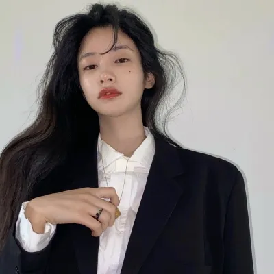 超清女生头像唯美图片第1张