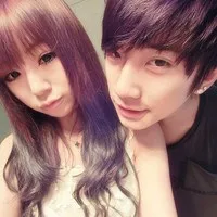 非主流甜蜜幸福情侣头像一左一右第1张