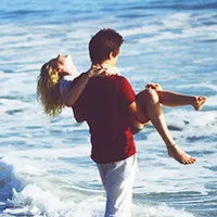 华丽的情侣qq头像第1张