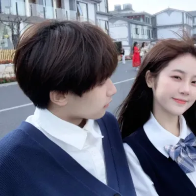 让人不想换的甜蜜情侣头像第1张