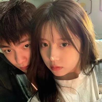 情侣头像真人一人一半超霸气第1张