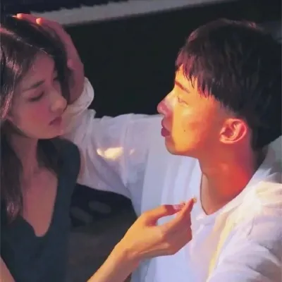 虐死单身狗的幸福情侣头像第1张