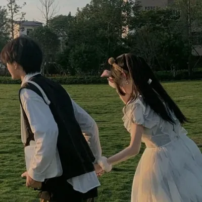 双人成熟甜蜜又超级个性的情侣头像大全第1张