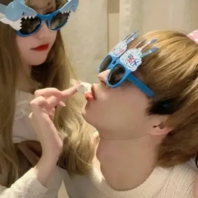 别致唯美又超级有意境的情侣头像第1张