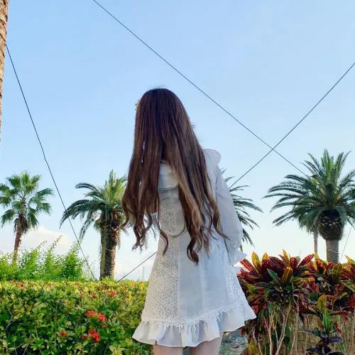 高清情侣头像2张分开第1张