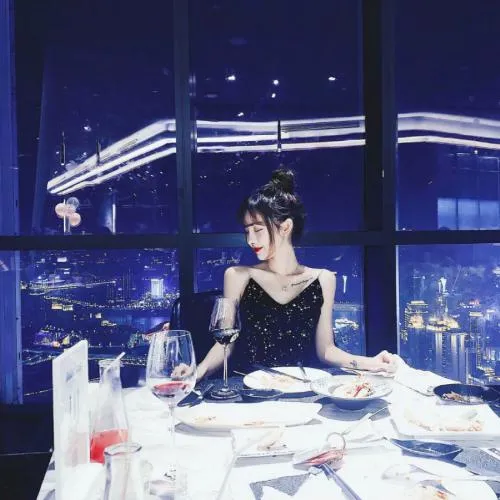 好看的情侣头像男女第1张