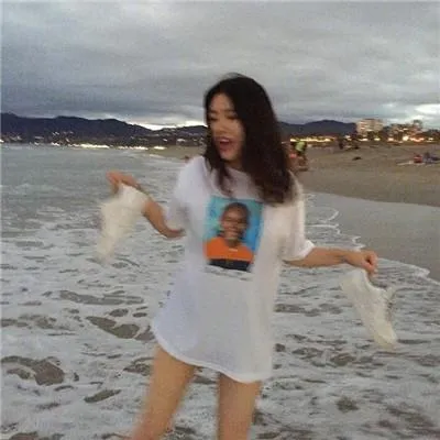 最新款情侣头像一男一女第1张