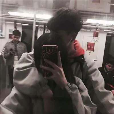 韩国情侣头像真人第1张