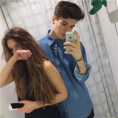 好看的情侣头像真人第1张